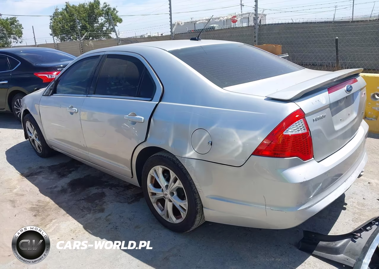 2012 Ford Fusion Se VIN:3FAHP0HA9CR425738 - 3