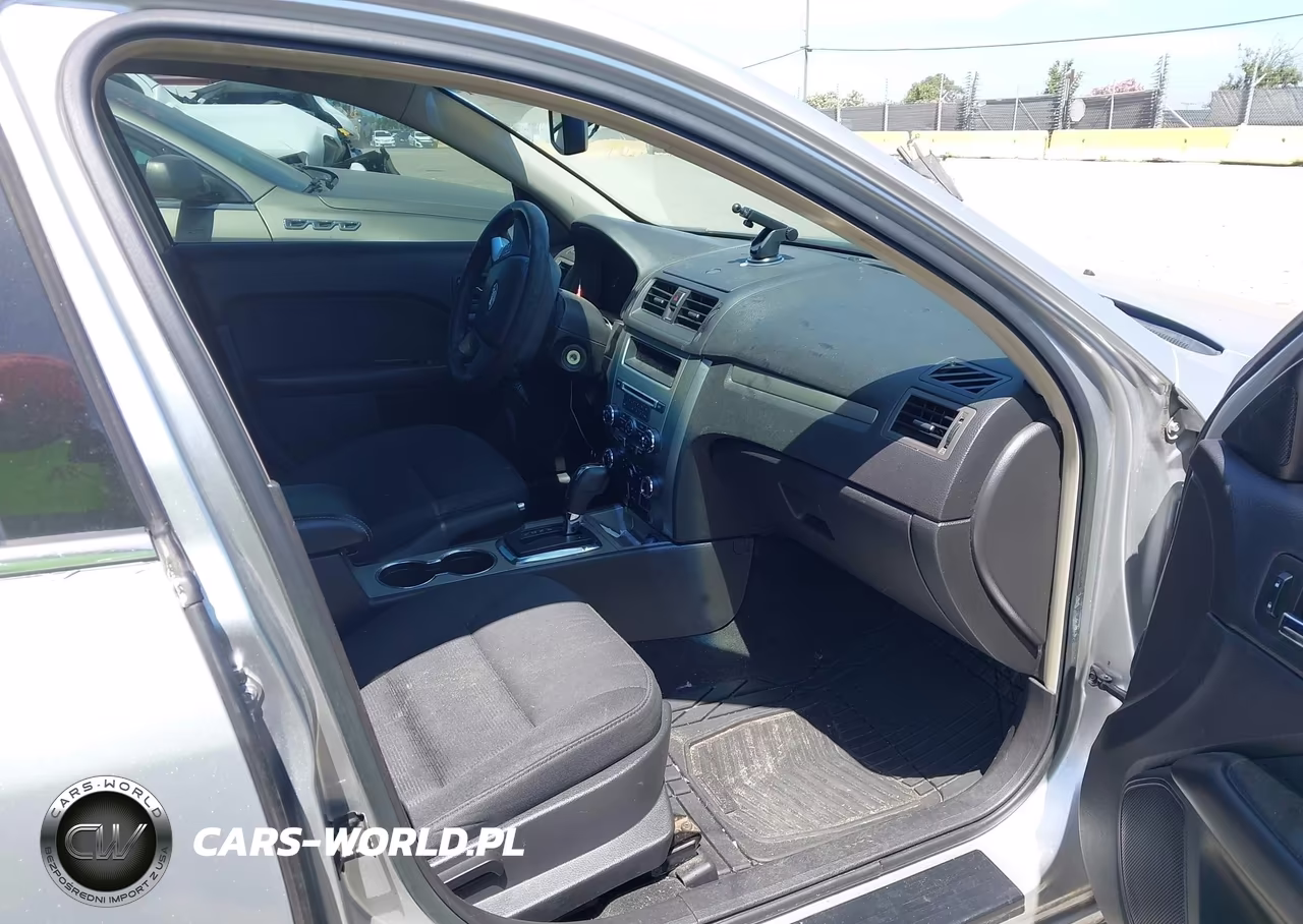 2012 Ford Fusion Se VIN:3FAHP0HA9CR425738 - 5