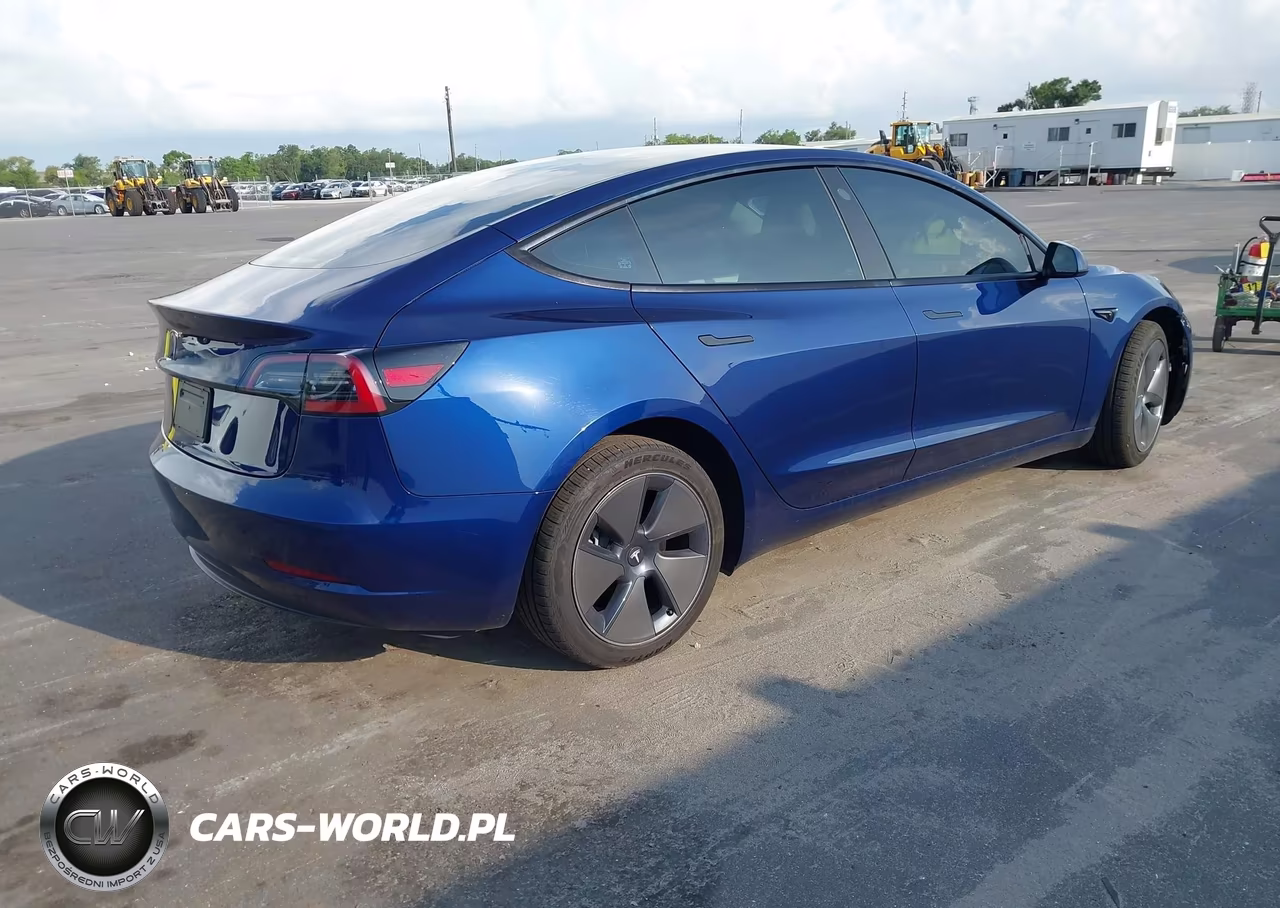 2023 Tesla Model 3 Rear-Wheel Drive VIN:5YJ3E1EAXPF669703 - 4