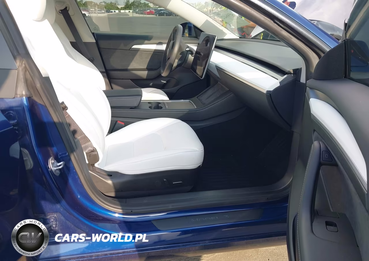 2023 Tesla Model 3 Rear-Wheel Drive VIN:5YJ3E1EAXPF669703 - 5