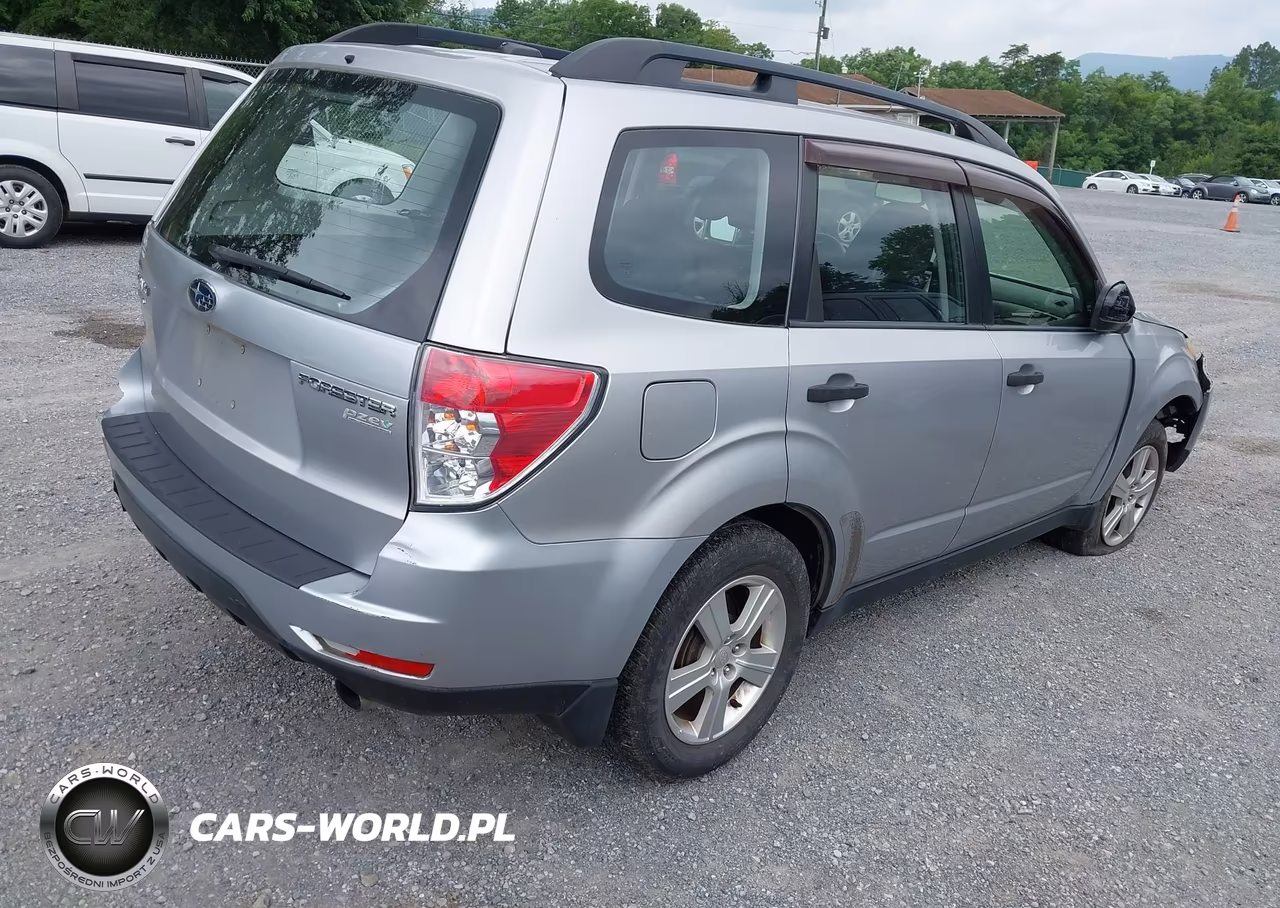 2013 Subaru Forester 2.5X VIN:JF2SHABC4DH414311 - 4