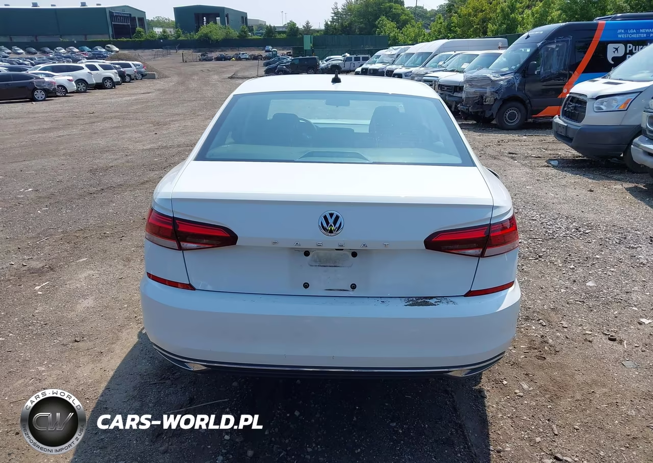 2021 Volkswagen Passat 2.0T S VIN:1VWAA7A35MC016604 - 17