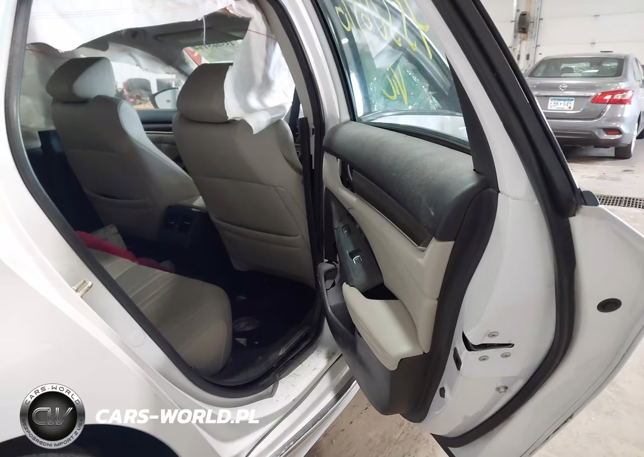 2019 Honda Accord Hybrid Touring VIN:1HGCV3F96KA014425 - 8