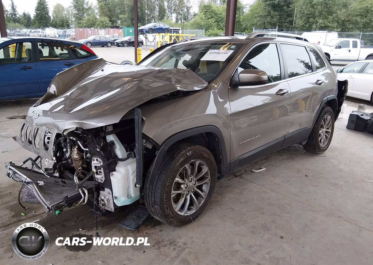 2019 Jeep Cherokee Latitude Plus Fwd VIN:1C4PJLLX1KD243589 - 2
