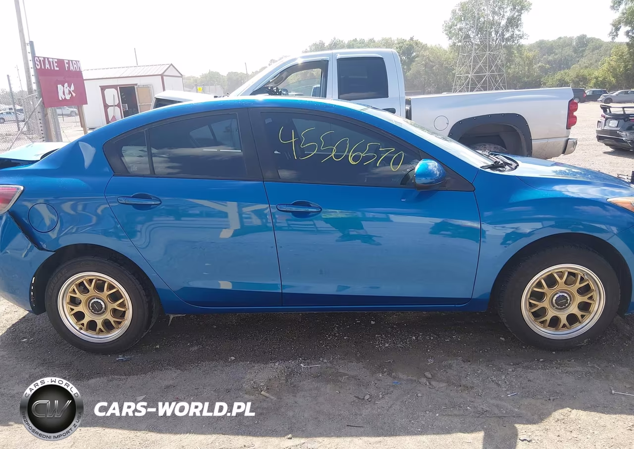 2012 Mazda Mazda3 I Touring VIN:JM1BL1V81C1689050 - 13