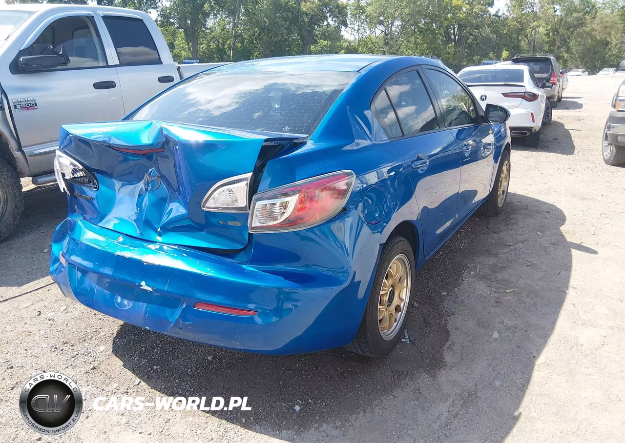 2012 Mazda Mazda3 I Touring VIN:JM1BL1V81C1689050 - 4