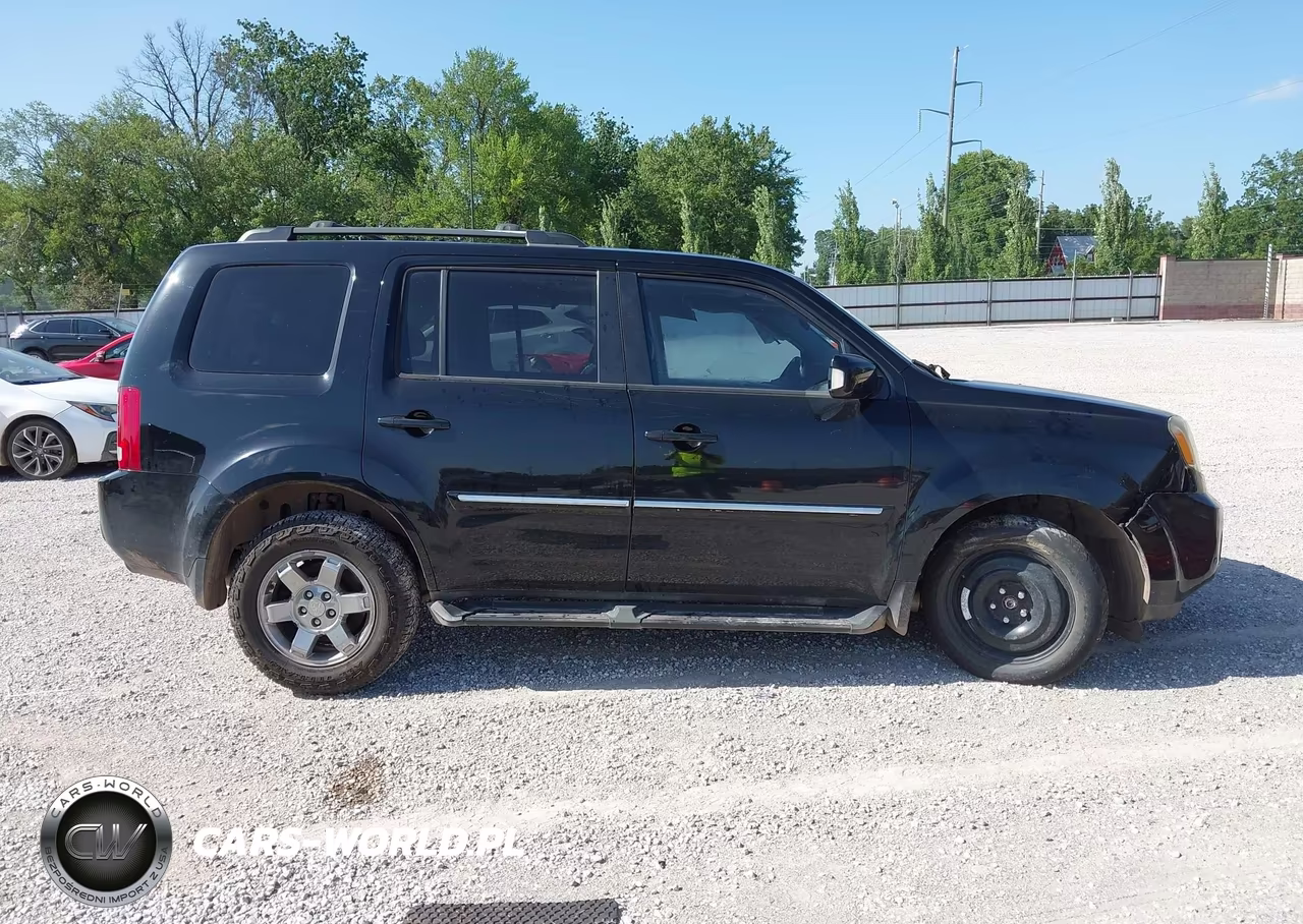 2010 Honda Pilot Touring VIN:5FNYF4H90AB030579 - 12