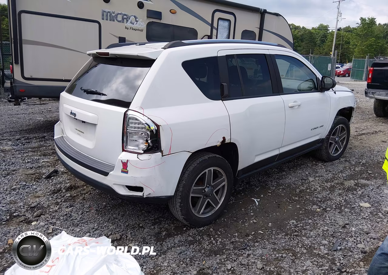 2013 Jeep Compass Sport VIN:1C4NJDBB3DD231904 - 4