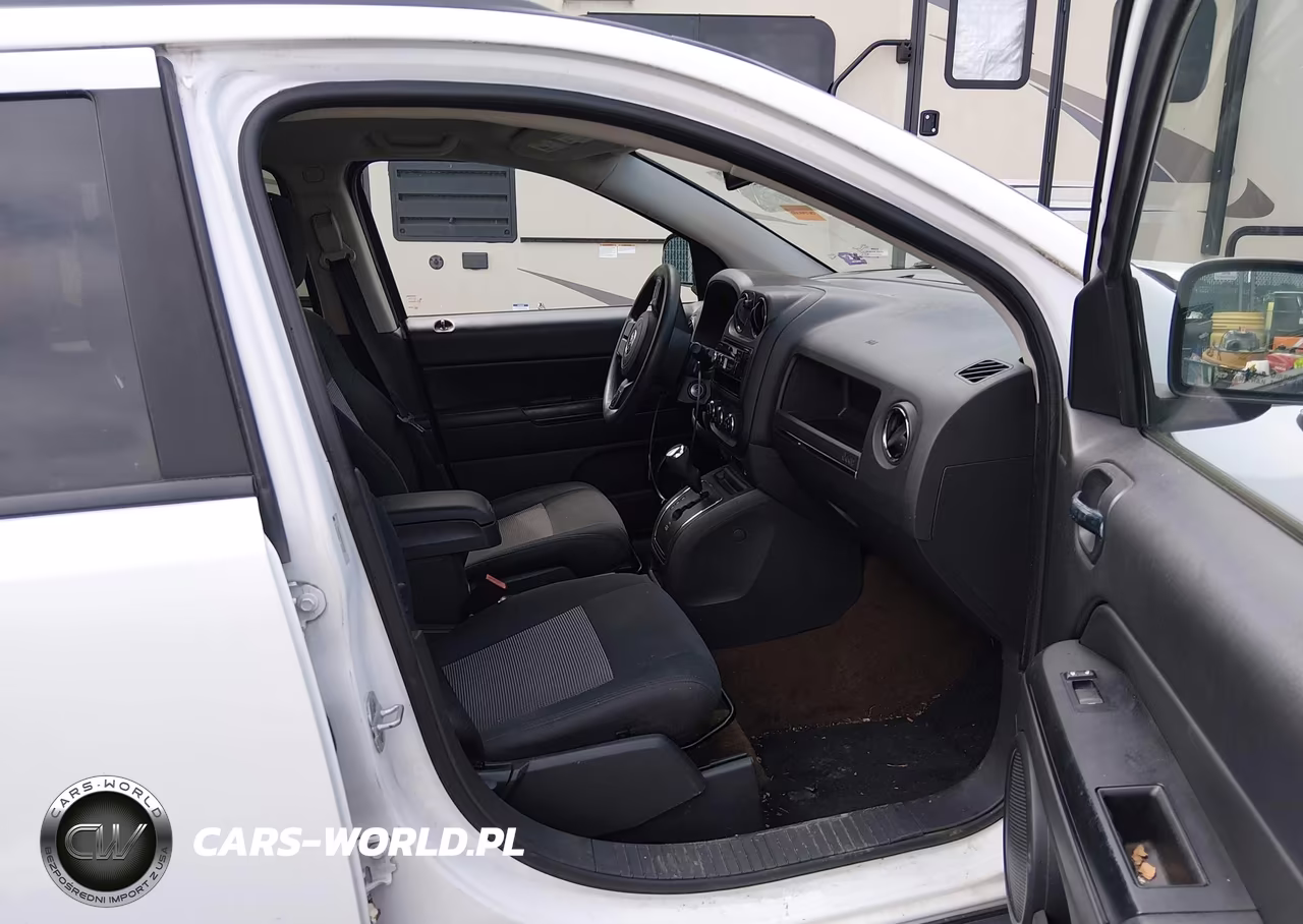 2013 Jeep Compass Sport VIN:1C4NJDBB3DD231904 - 5