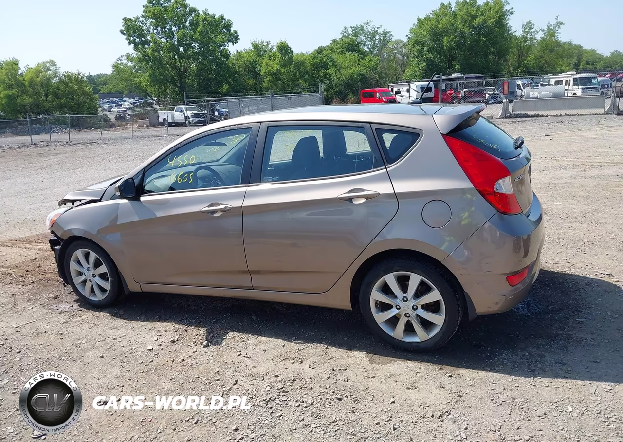 2014 Hyundai Accent Se VIN:KMHCU5AE4EU182838 - 15