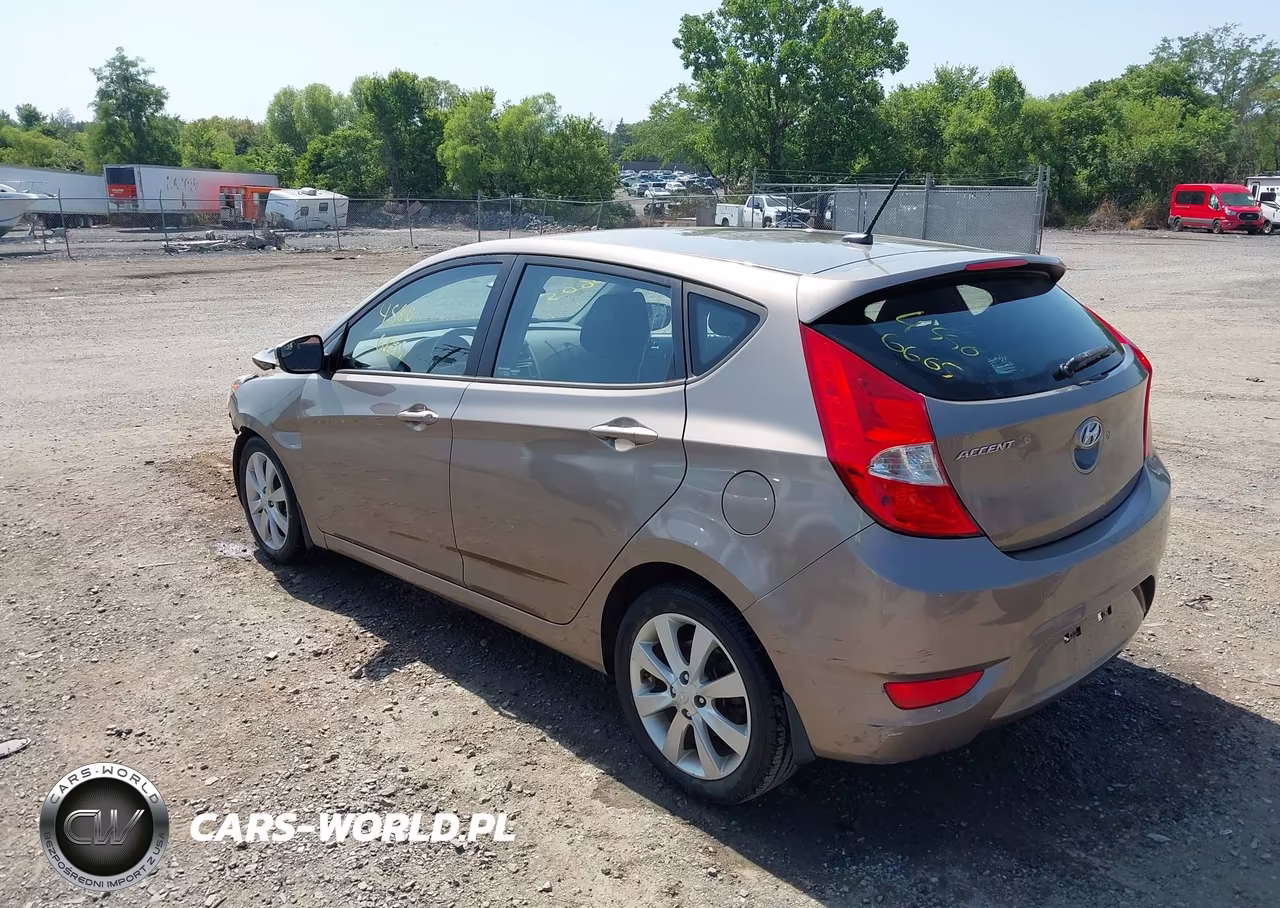 2014 Hyundai Accent Se VIN:KMHCU5AE4EU182838 - 3