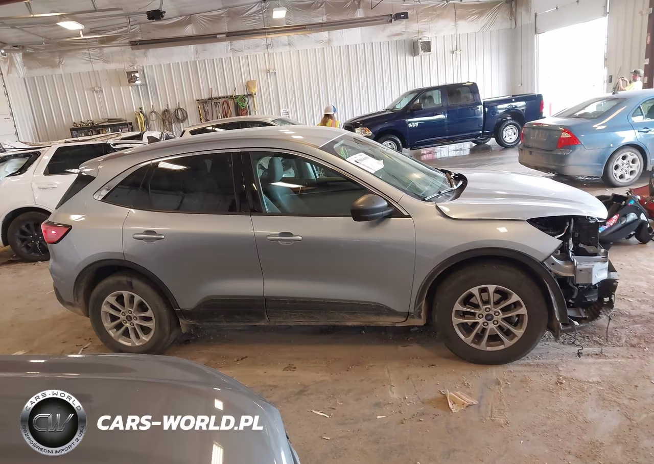 2022 Ford Escape Se VIN:1FMCU9G60NUB70676 - 13