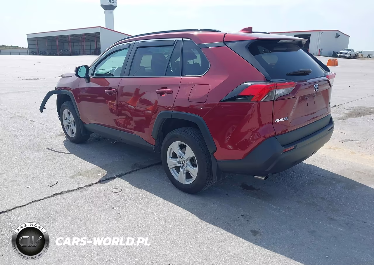 2021 Toyota Rav4 Xle VIN:2T3P1RFV2MW223922 - 3