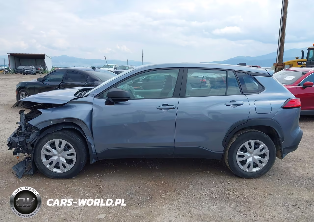 2023 Toyota Corolla Cross L VIN:7MUAAABG5PV056644 - 15