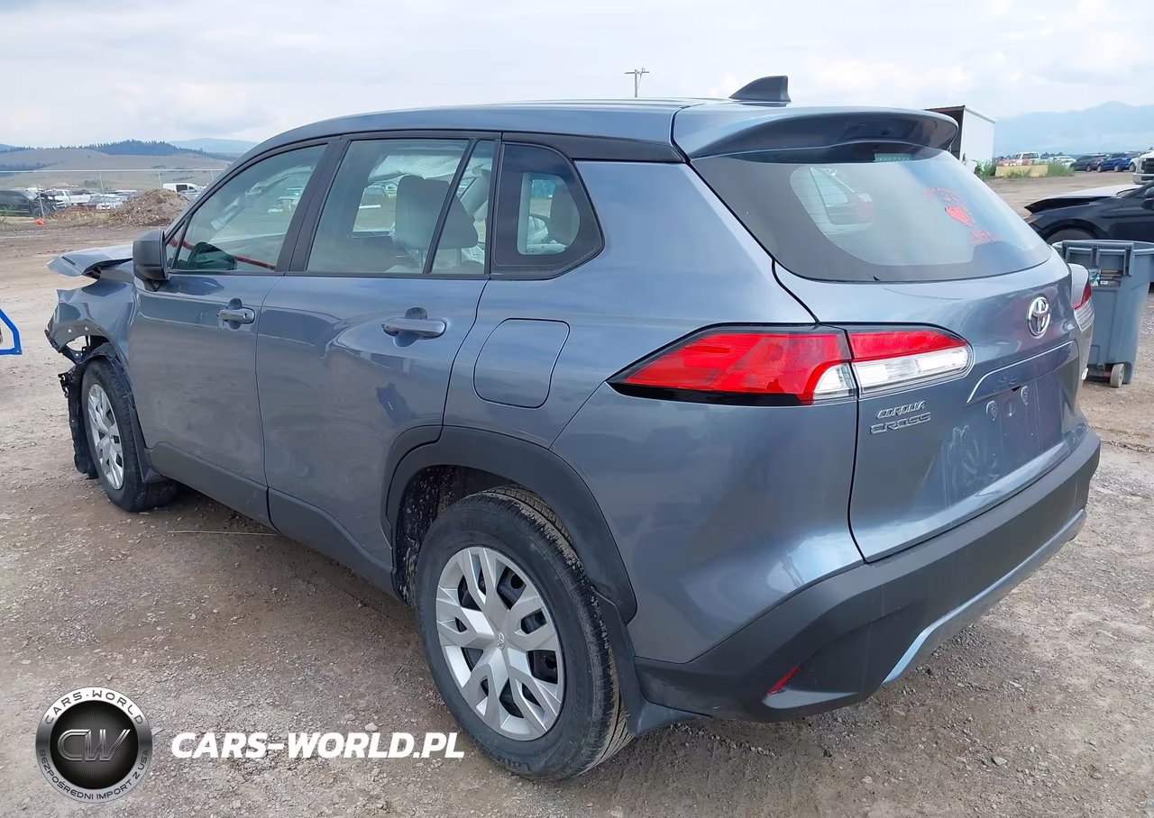 2023 Toyota Corolla Cross L VIN:7MUAAABG5PV056644 - 3