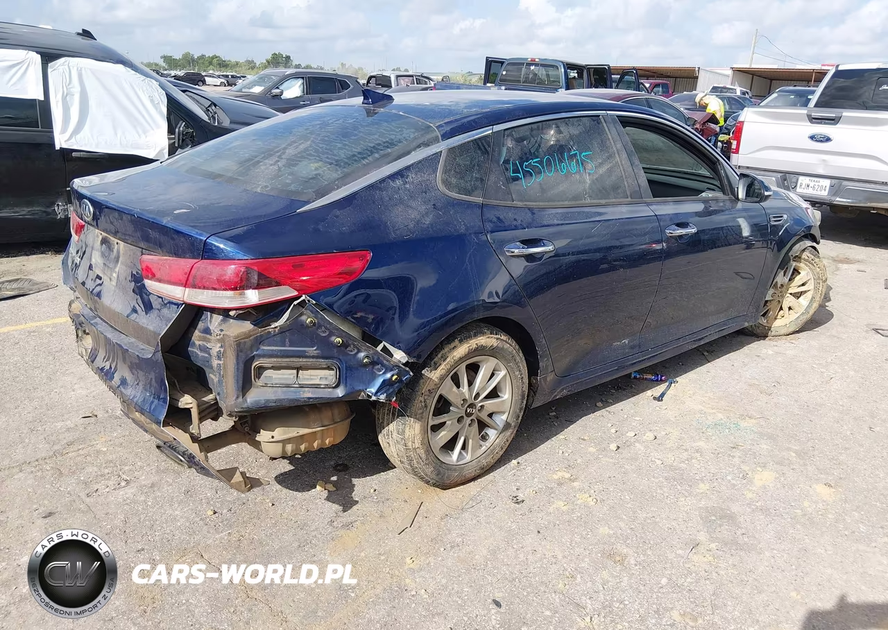 2017 Kia Optima Lx VIN:5XXGT4L3XHG149805 - 4