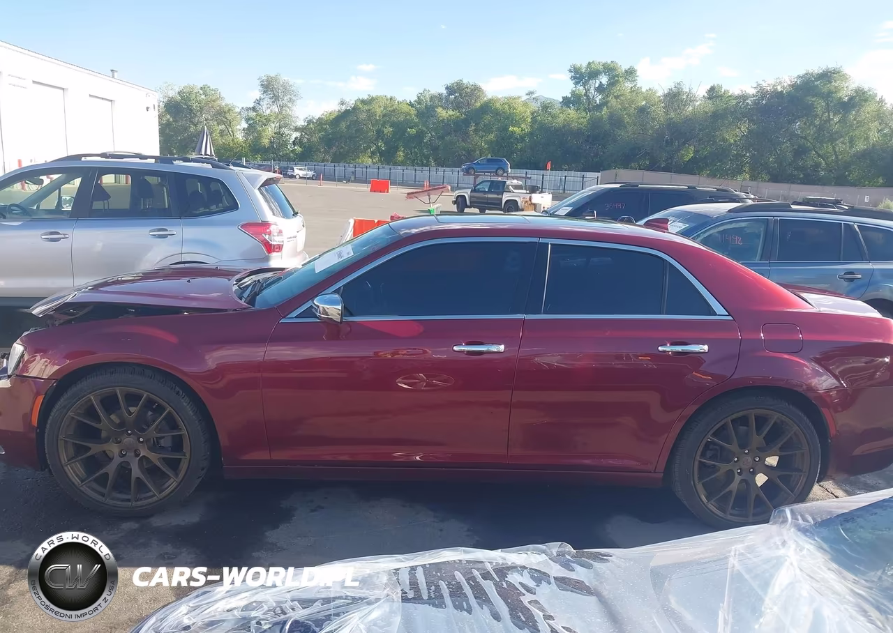 2020 Chrysler 300 Limited VIN:2C3CCAEG1LH115517 - 14