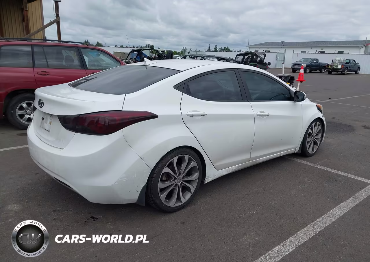 2011 Hyundai Elantra Limited VIN:5NPDH4AE3BH052398 - 4