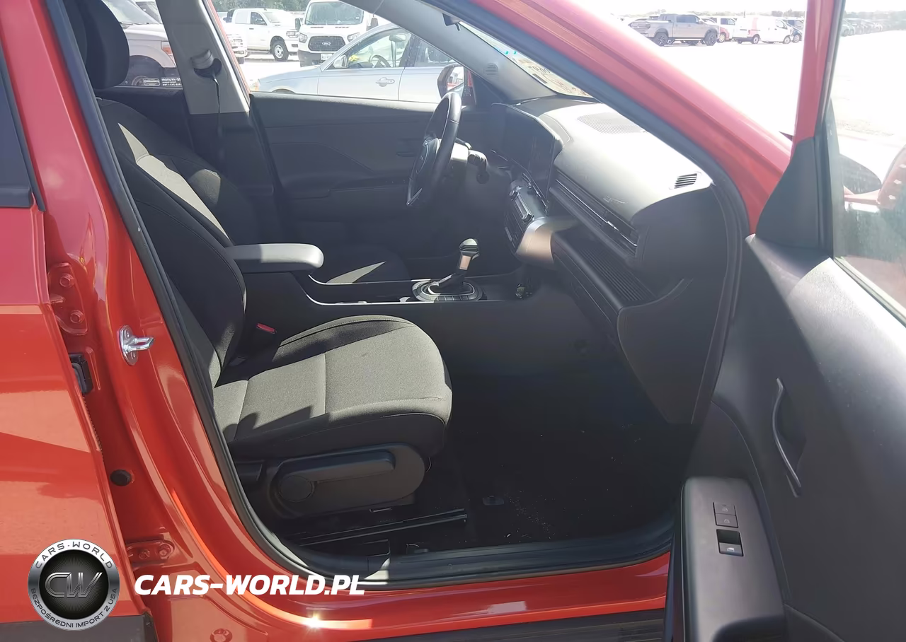 2025 Hyundai Kona Sel VIN:KM8HBCAB8SU231380 - 5