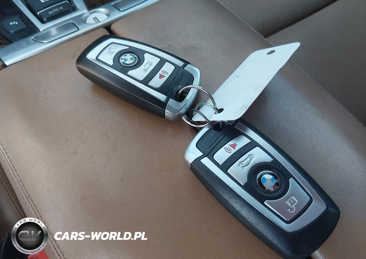 2013 BMW 750Li VIN:WBAYE8C5XDD131748 - 11