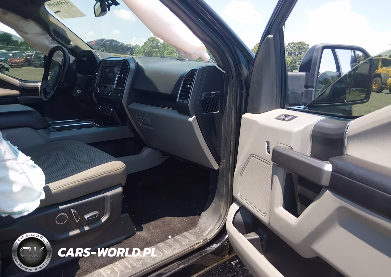 2018 Ford F-150 Xlt VIN:1FTEW1EP3JFB25881 - 5