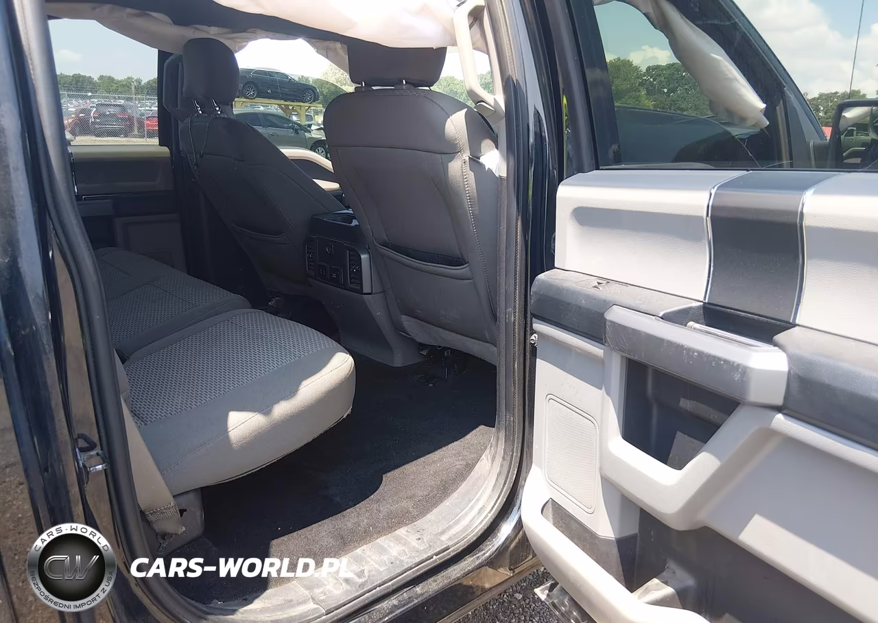 2018 Ford F-150 Xlt VIN:1FTEW1EP3JFB25881 - 8