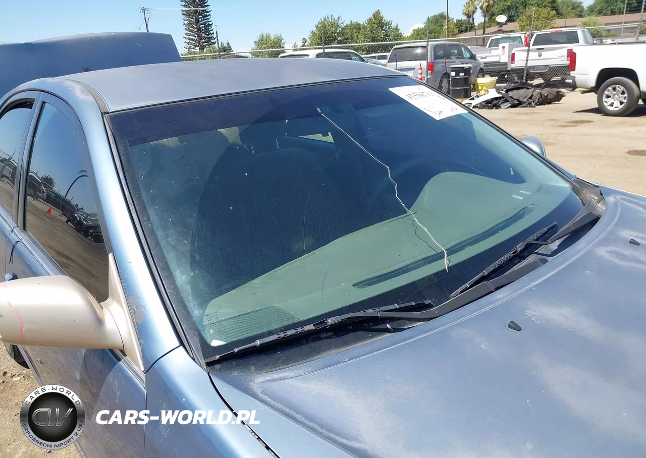 2002 Toyota Camry Le VIN:JTDBE32K620029967 - 15