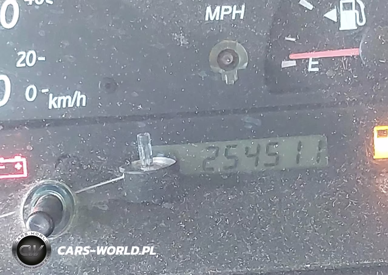 2002 Toyota Camry Le VIN:JTDBE32K620029967 - 7