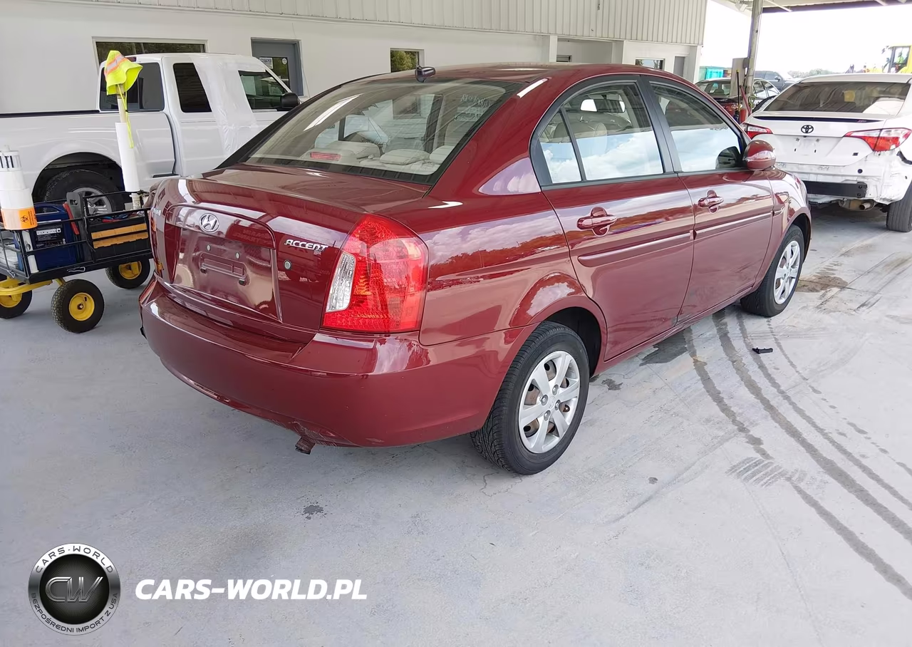 2008 Hyundai Accent Gls VIN:KMHCN46C58U275919 - 4