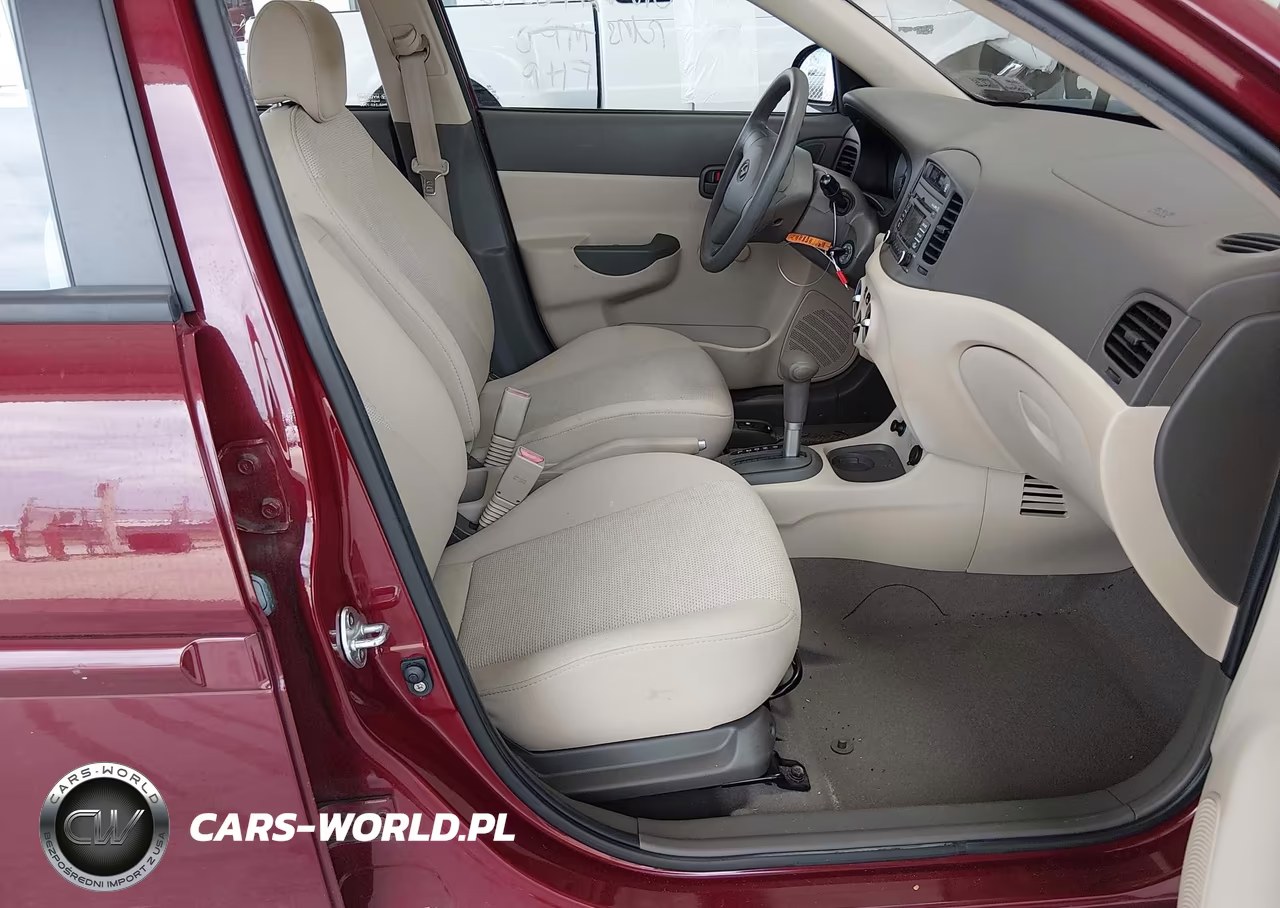 2008 Hyundai Accent Gls VIN:KMHCN46C58U275919 - 5