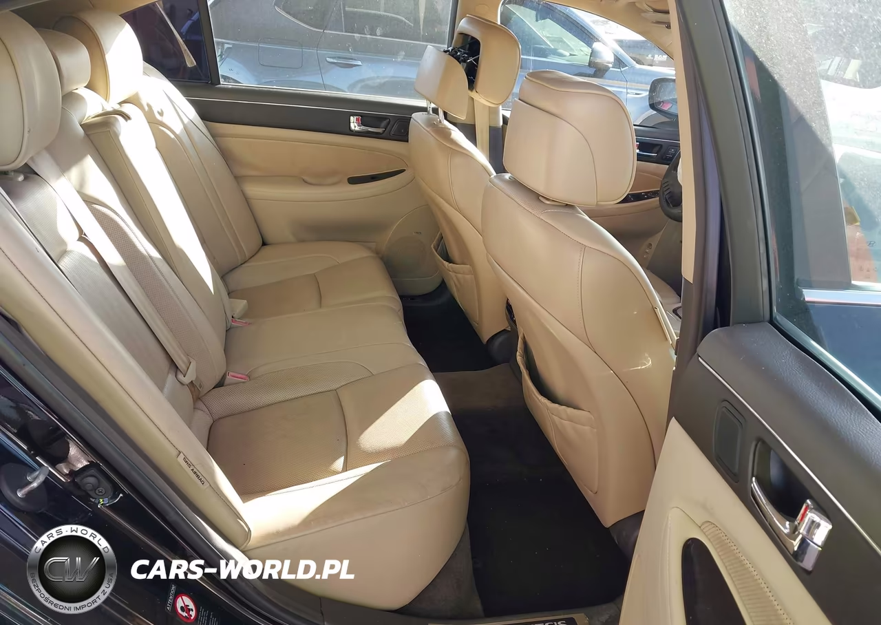 2009 Hyundai Genesis 4.6 VIN:KMHGC46F89U064992 - 8