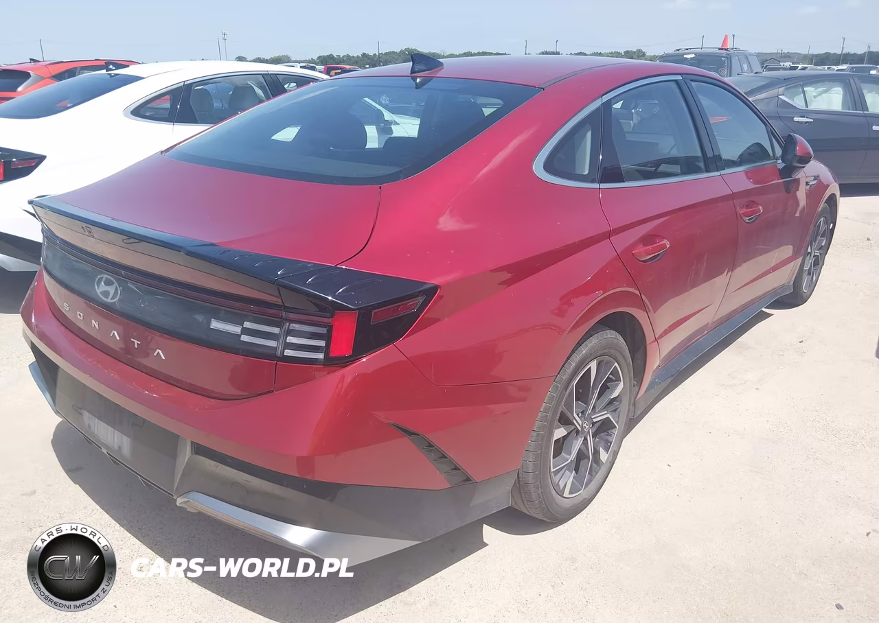 2025 Hyundai Sonata Sel VIN:KMHL64JA2SA438716 - 4