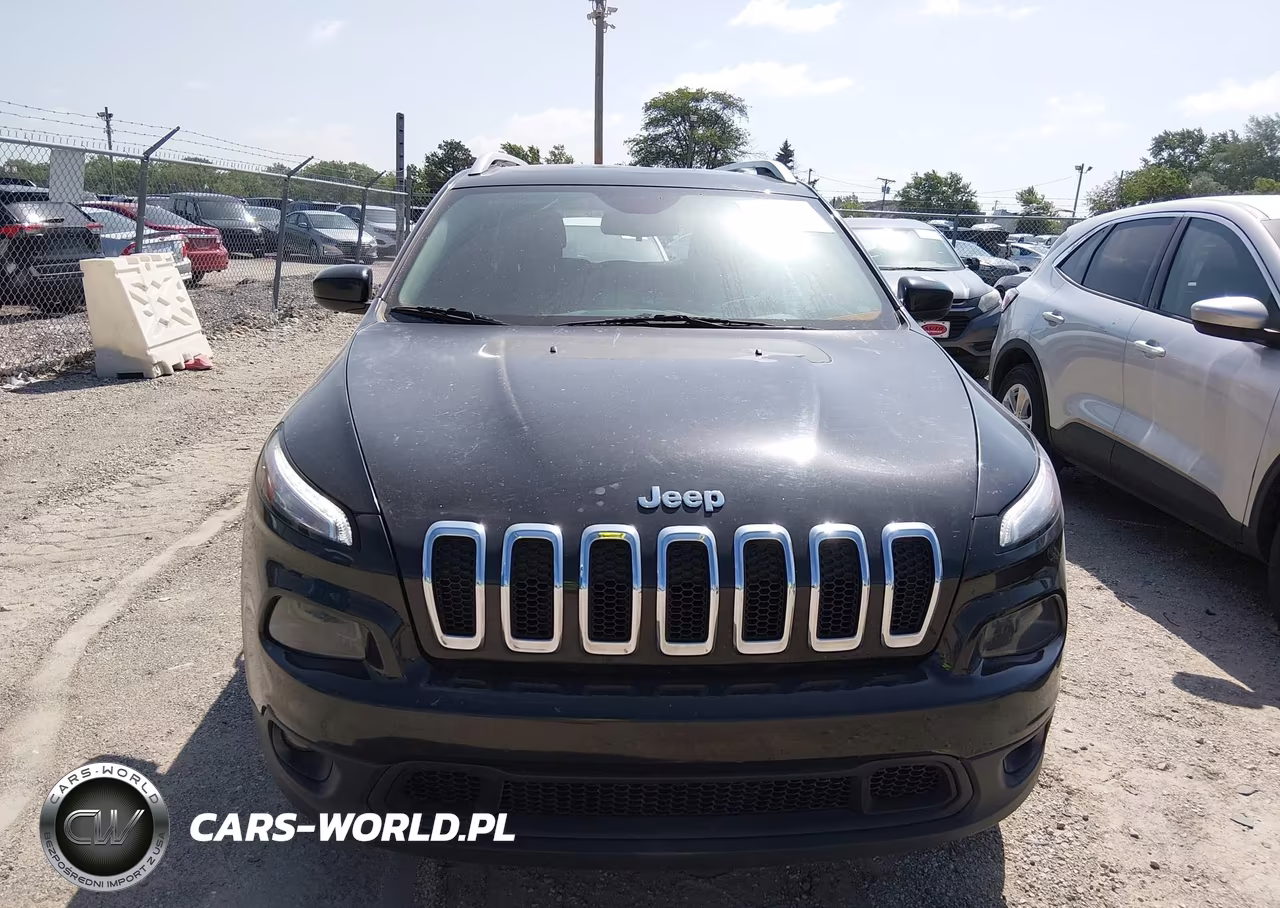 2015 Jeep Cherokee North VIN:1C4PJMCS3FW568281 - 12