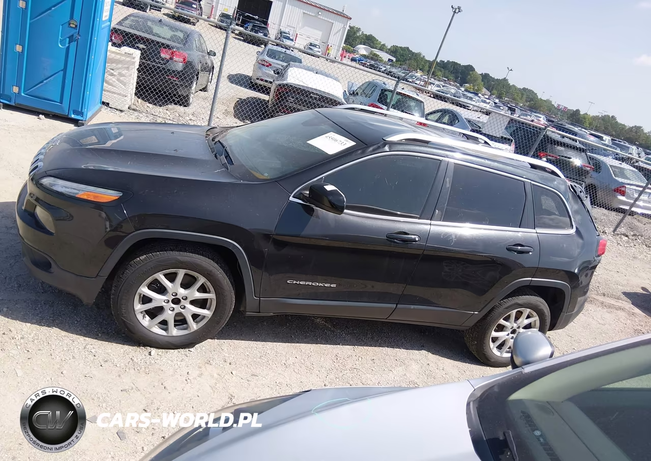 2015 Jeep Cherokee North VIN:1C4PJMCS3FW568281 - 14