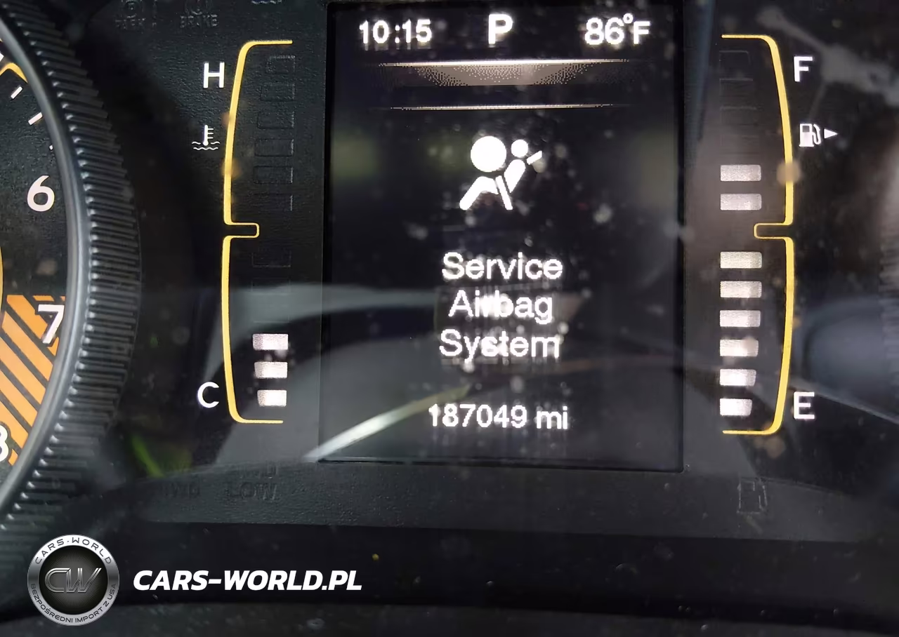 2015 Jeep Cherokee North VIN:1C4PJMCS3FW568281 - 15
