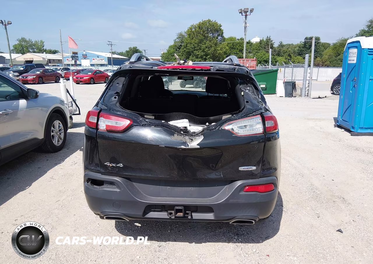 2015 Jeep Cherokee North VIN:1C4PJMCS3FW568281 - 16
