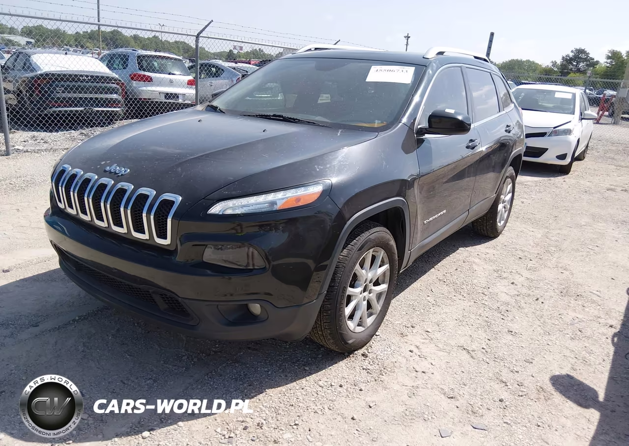 2015 Jeep Cherokee North VIN:1C4PJMCS3FW568281 - 2