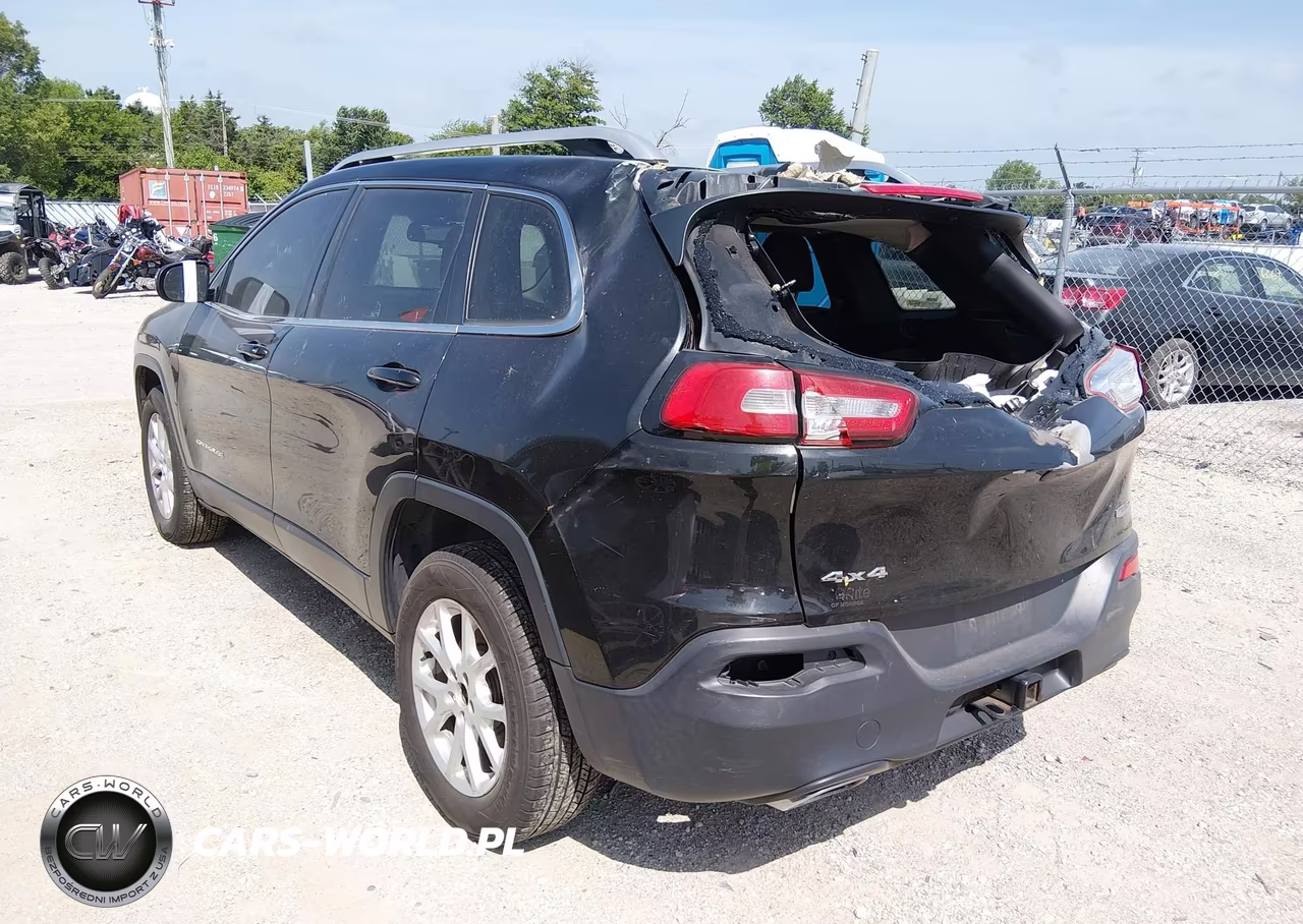 2015 Jeep Cherokee North VIN:1C4PJMCS3FW568281 - 3