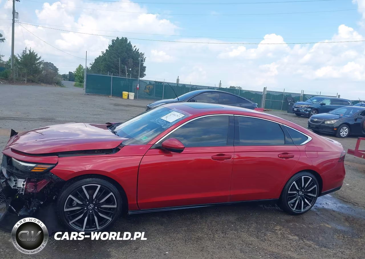 2024 Honda Accord Hybrid Touring VIN:1HGCY2F81RA023763 - 15
