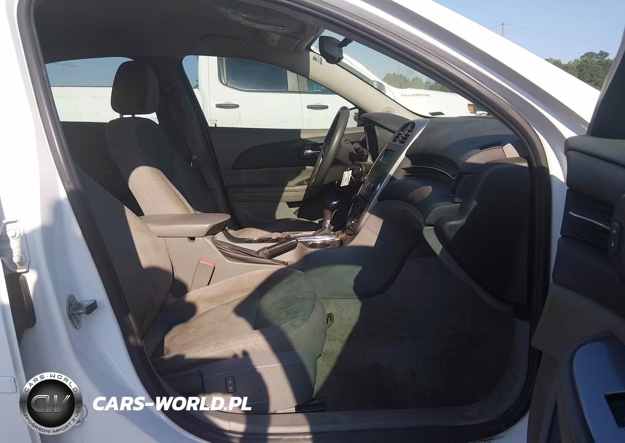 2015 Chevrolet Malibu Ls VIN:1G11B5SL9FF243677 - 5