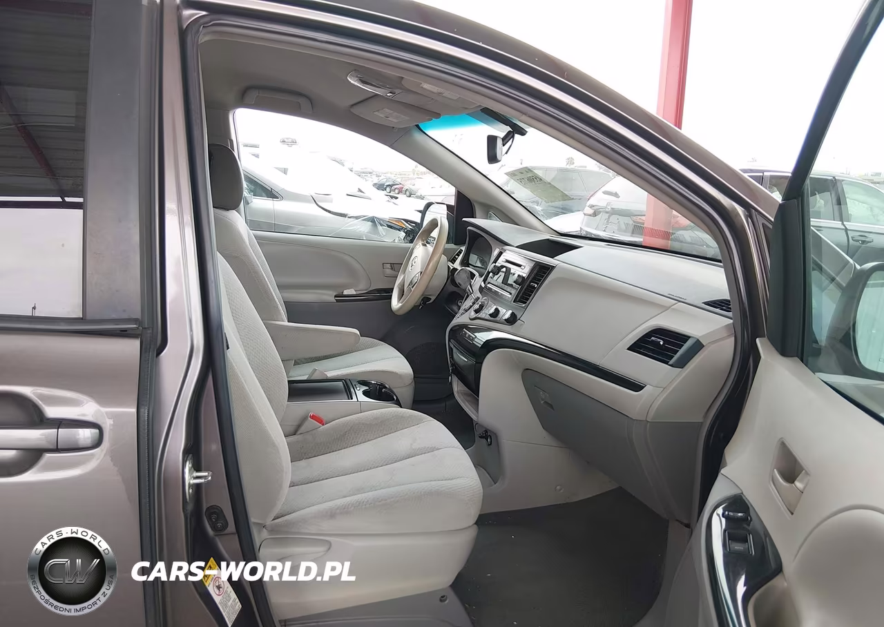 2012 Toyota Sienna Le V6 8 Passenger VIN:5TDKK3DC5CS217716 - 5