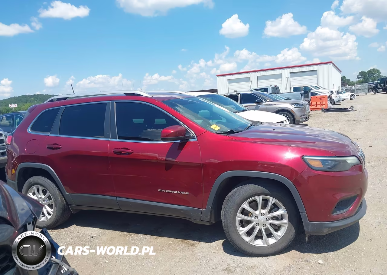 2019 Jeep Cherokee Latitude Fwd VIN:1C4PJLCBXKD160733 - 13