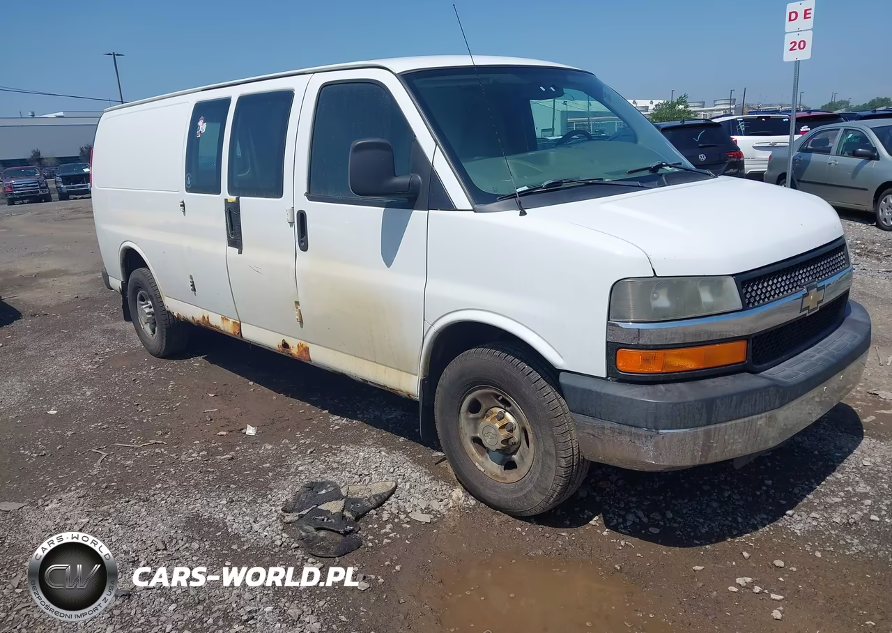 2013 Chevrolet Express 3500 Work Van – zdjęcie 1 z 16