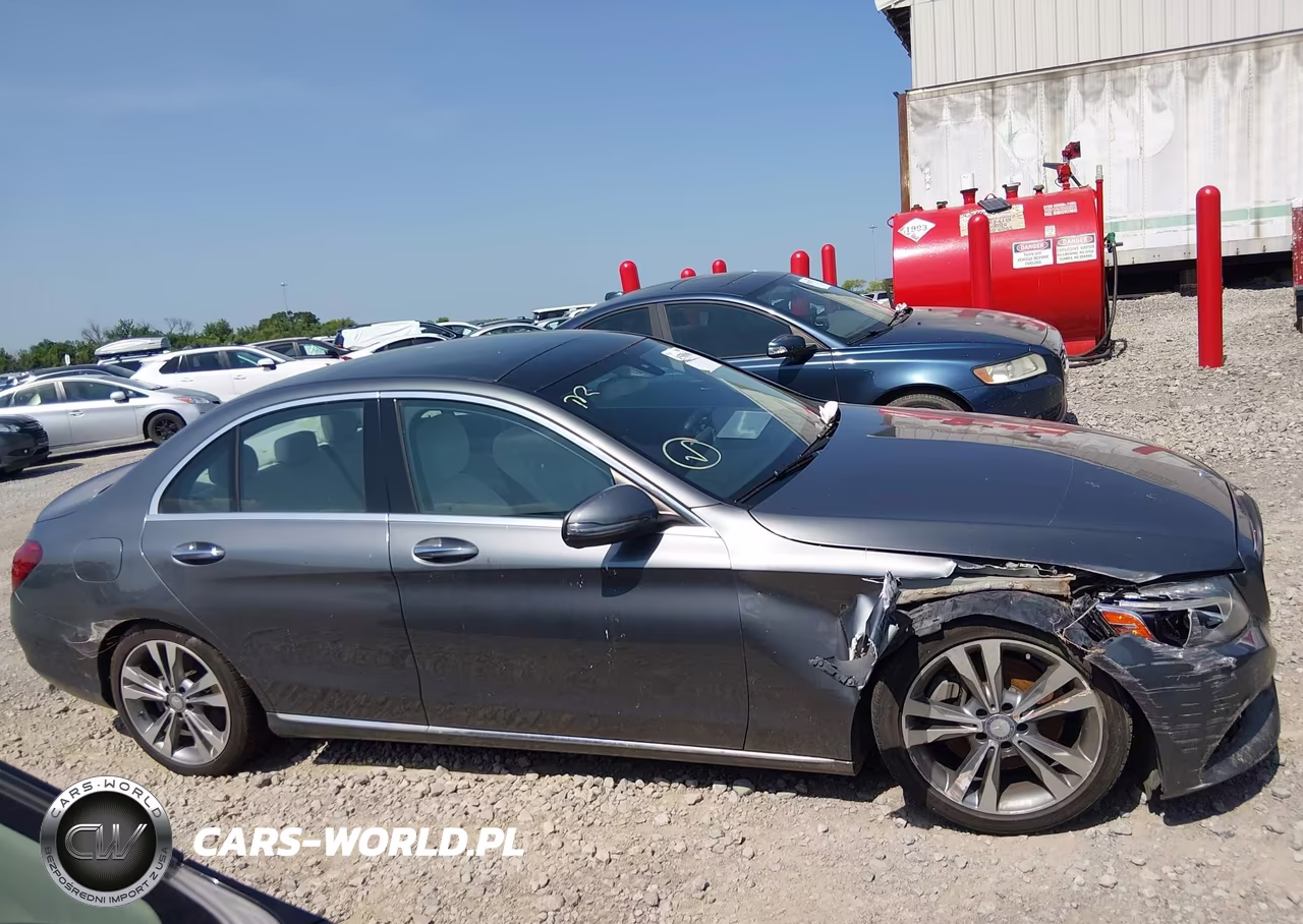 2017 Mercedes-Benz C 300 VIN:55SWF4JB4HU181891 - 13