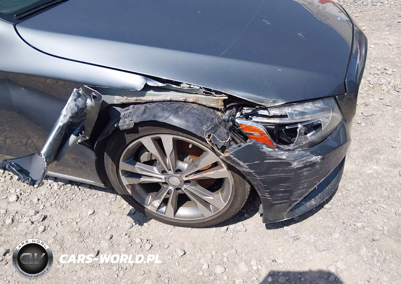 2017 Mercedes-Benz C 300 VIN:55SWF4JB4HU181891 - 17