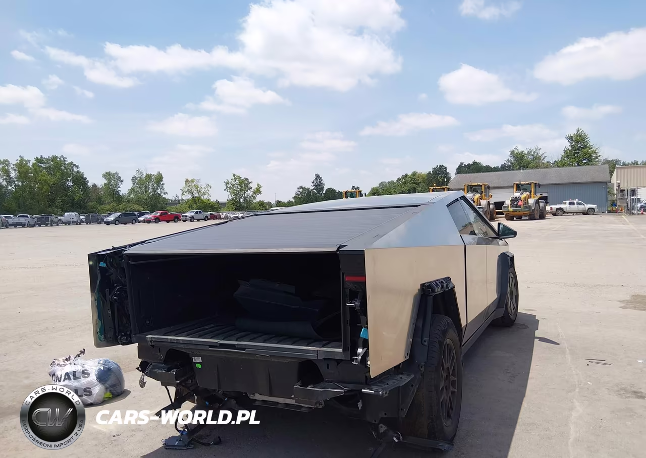 2025 Tesla Cybertruck All-Wheel Drive VIN:7G2CEHED0SA080939 - 4