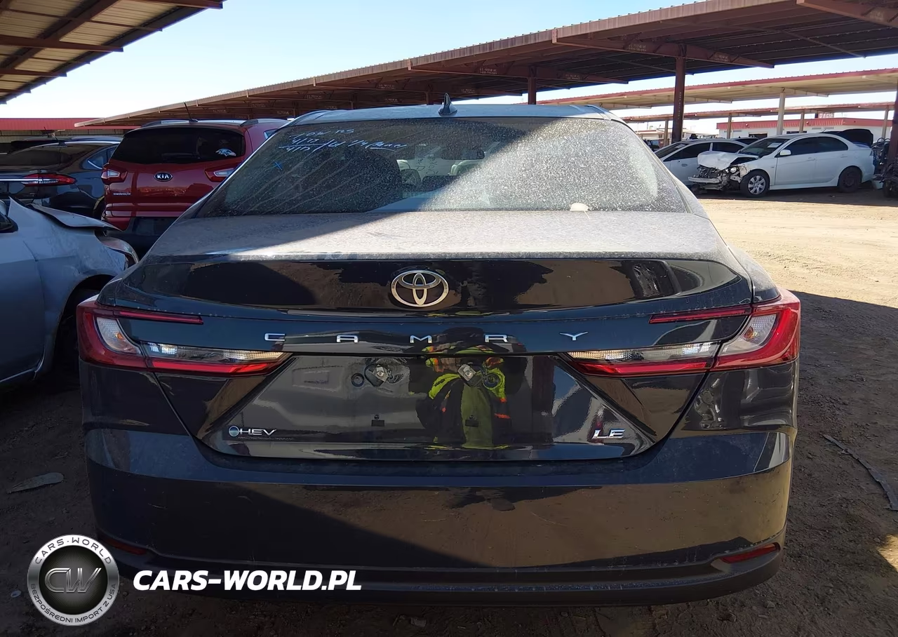 2025 Toyota Camry Le VIN:4T1DAACK7SU010887 - 16