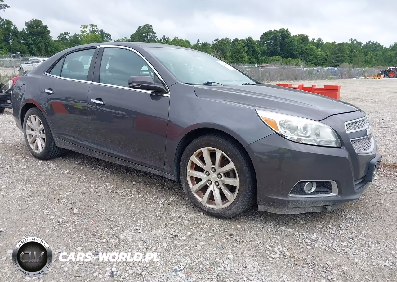 2013 Chevrolet Malibu 1Lz – zdjęcie 1 z 11
