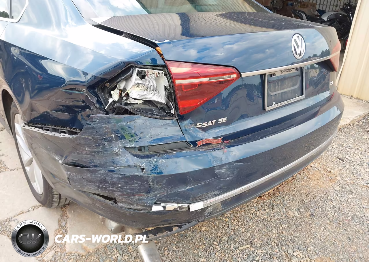 2018 Volkswagen Passat 2.0T Se VIN:1VWBA7A38JC020307 - 17