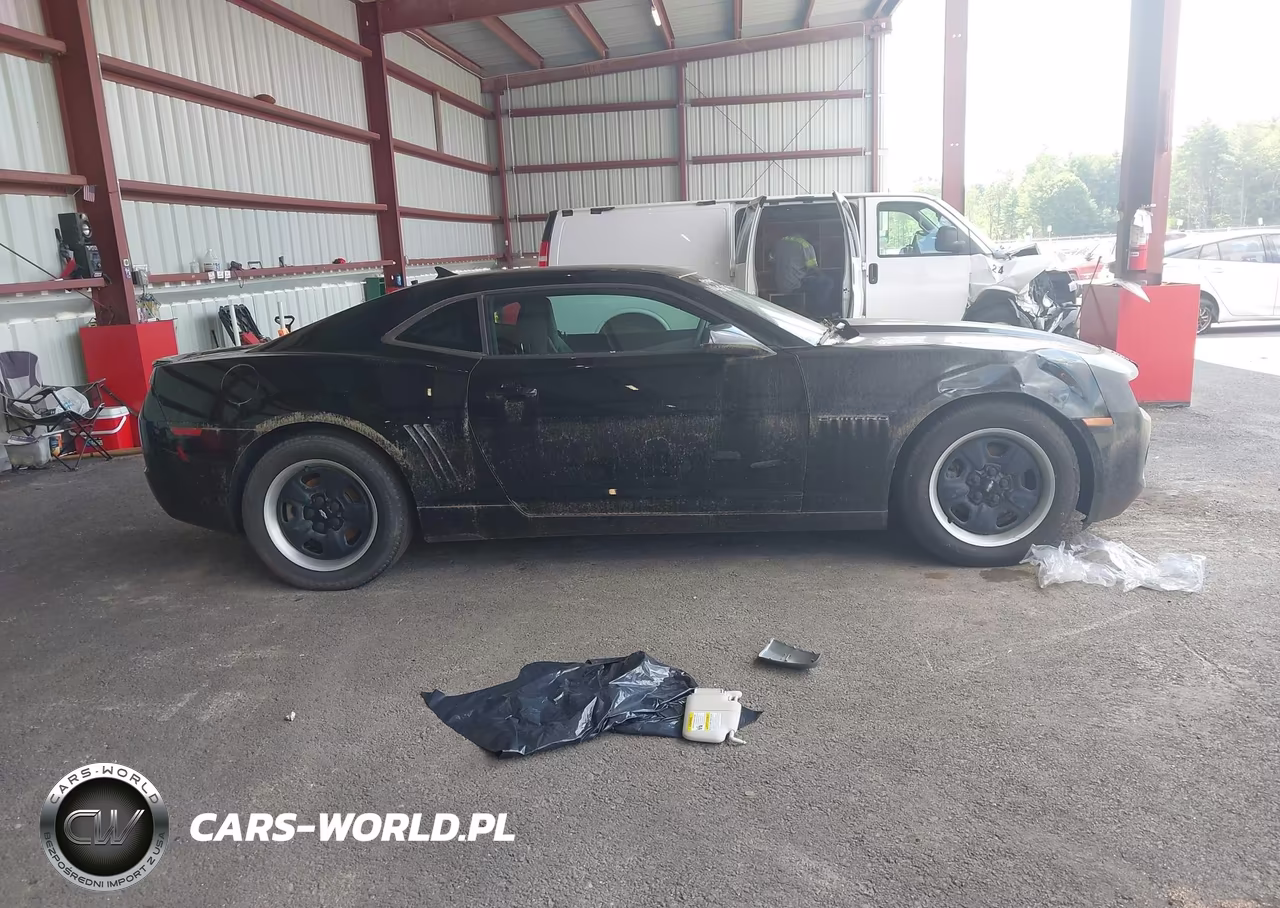 2012 Chevrolet Camaro 2Ls VIN:2G1FA1E31C9202381 - 13